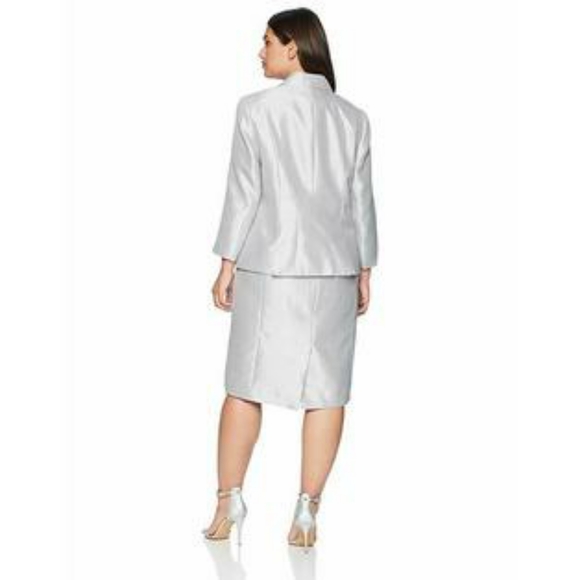 Le Suit silver single button dress  suit - Picture 2 of 6